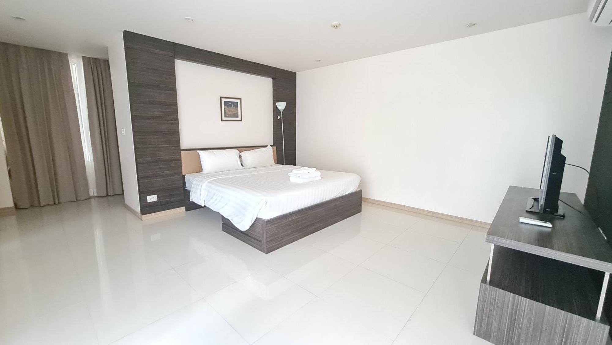 The Baycliff Residences Patong Экстерьер фото