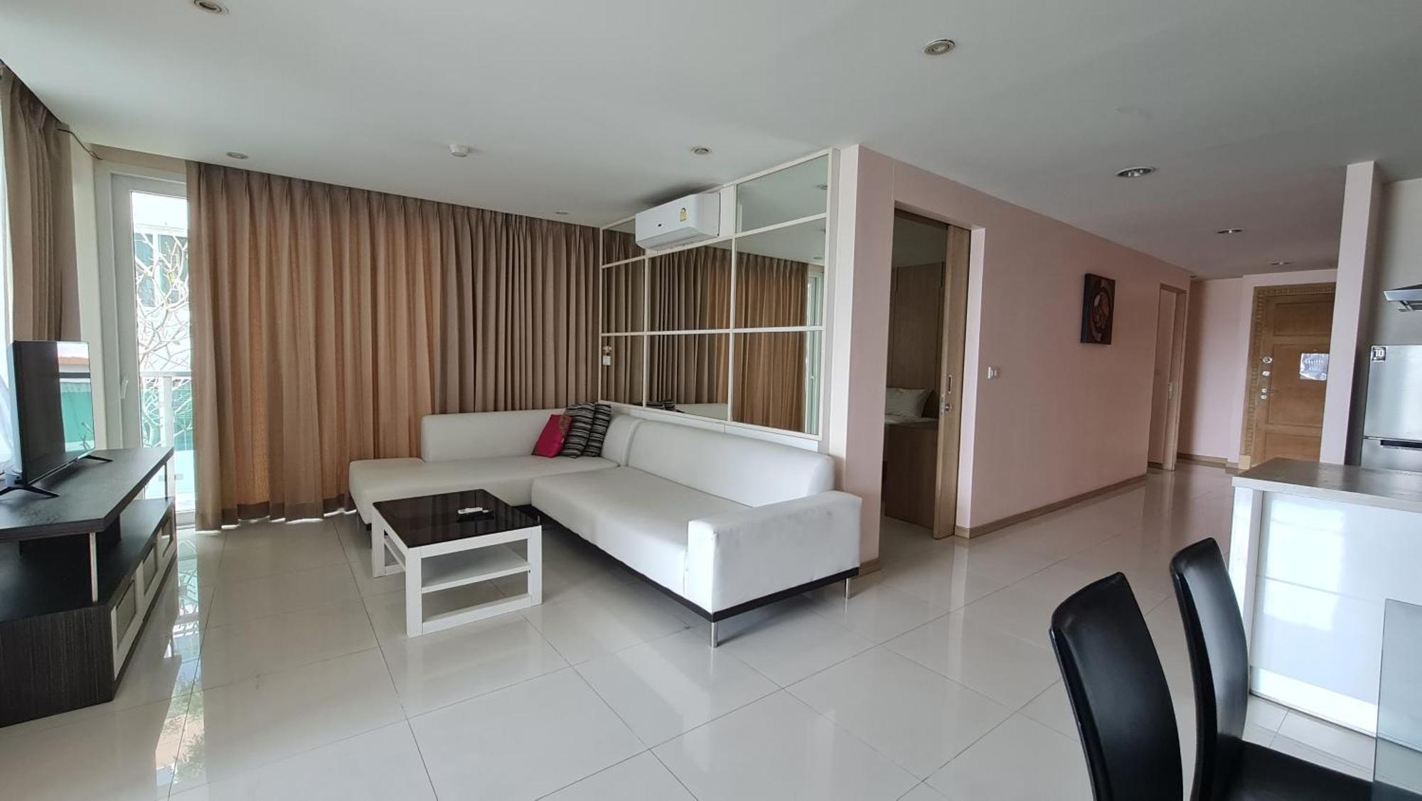 The Baycliff Residences Patong Экстерьер фото