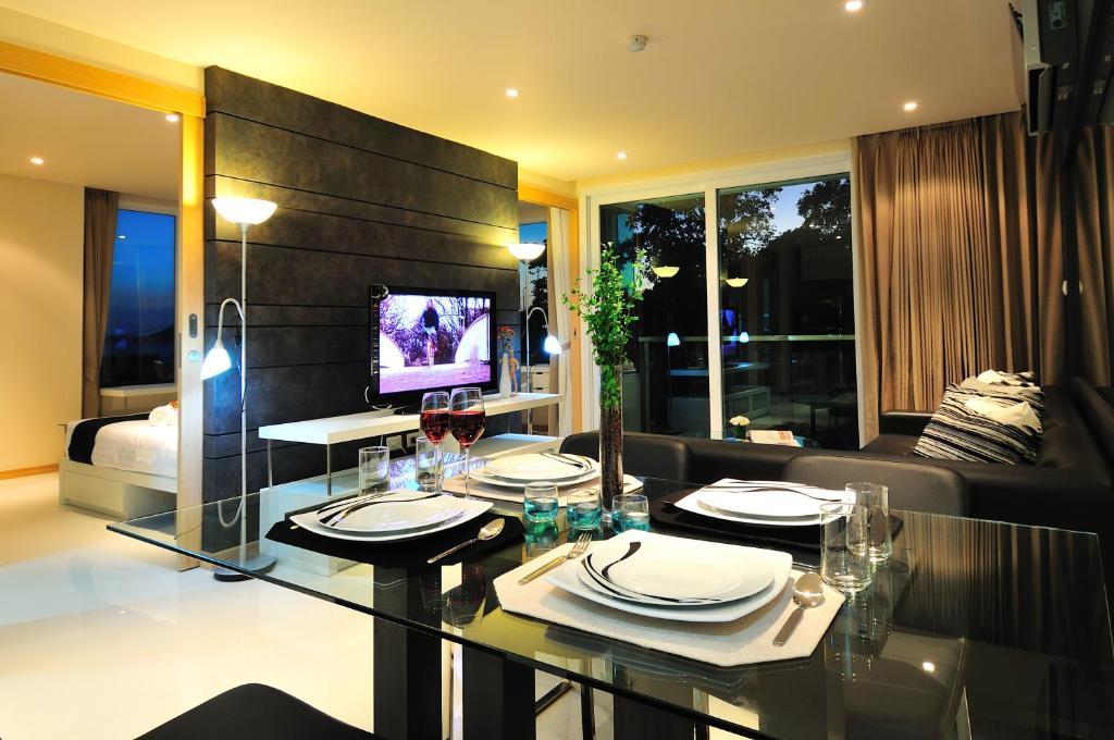 The Baycliff Residences Patong Экстерьер фото